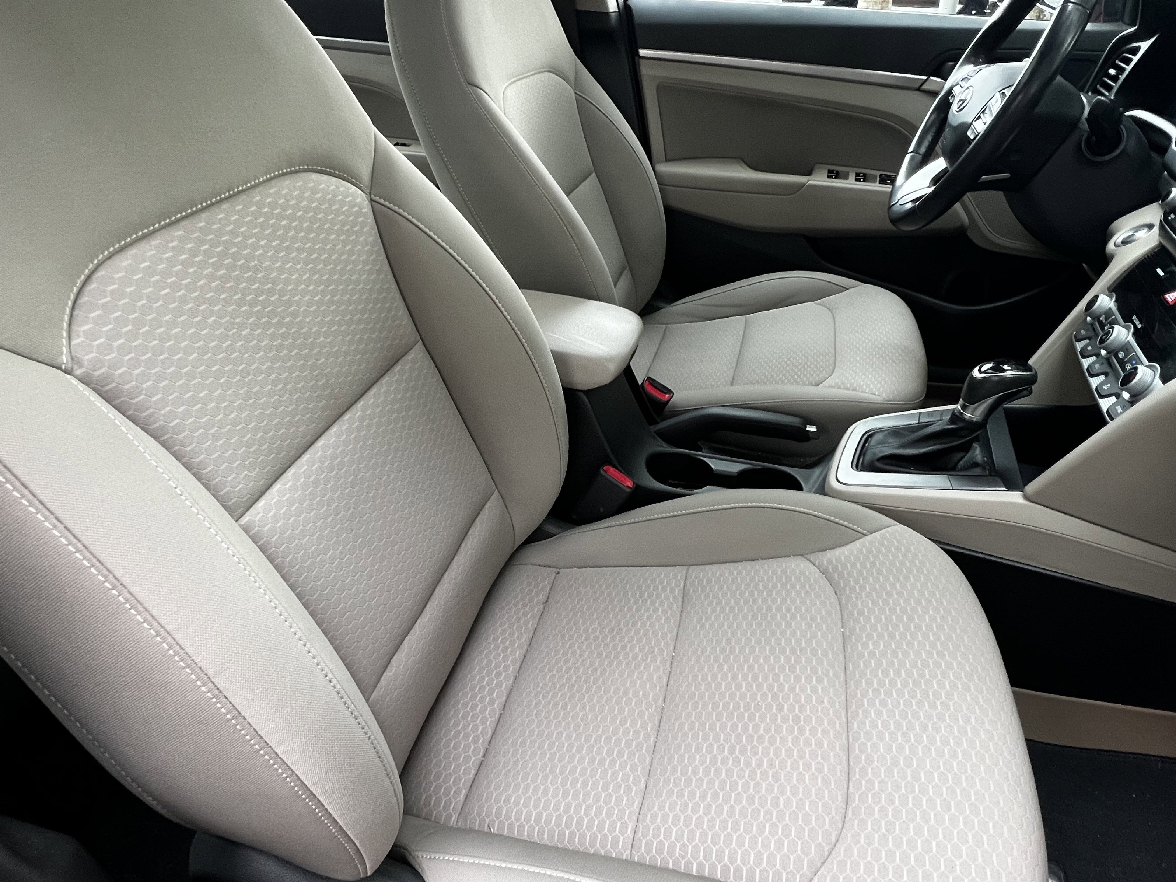 Used 2020 Hyundai Elantra Value Edition FWD image 44