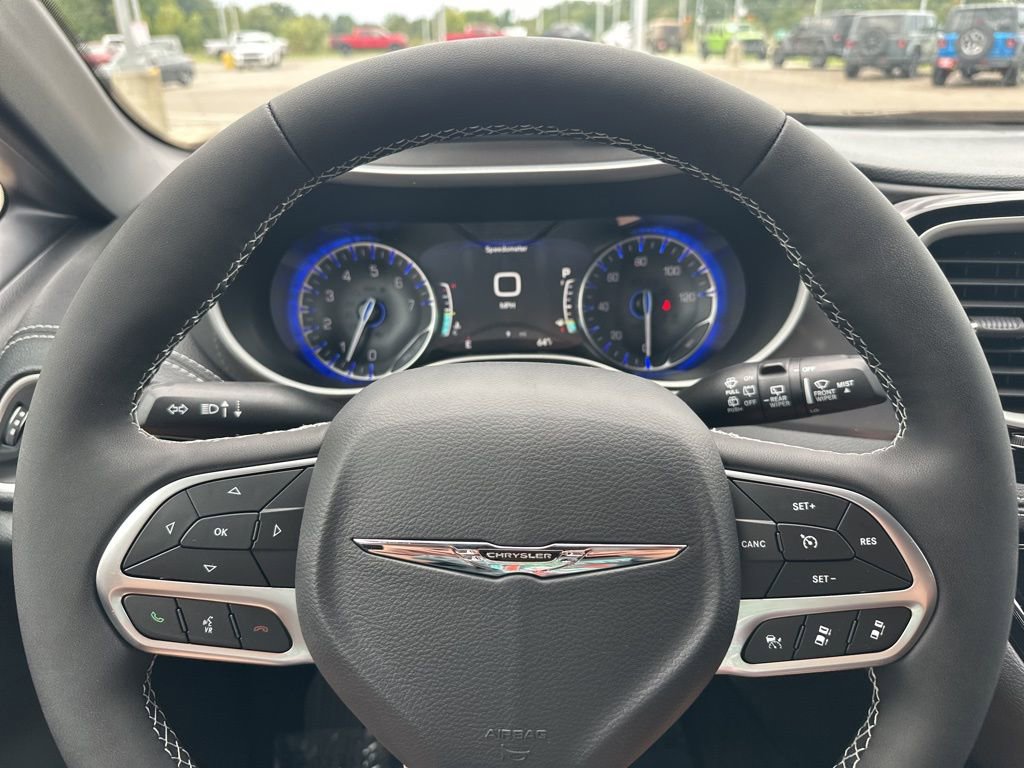New 2026 Chrysler Pacifica Select image 31