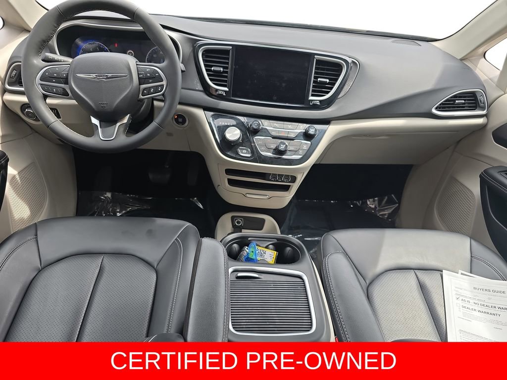 Used 2023 Chrysler Pacifica Touring-L FWD image 37