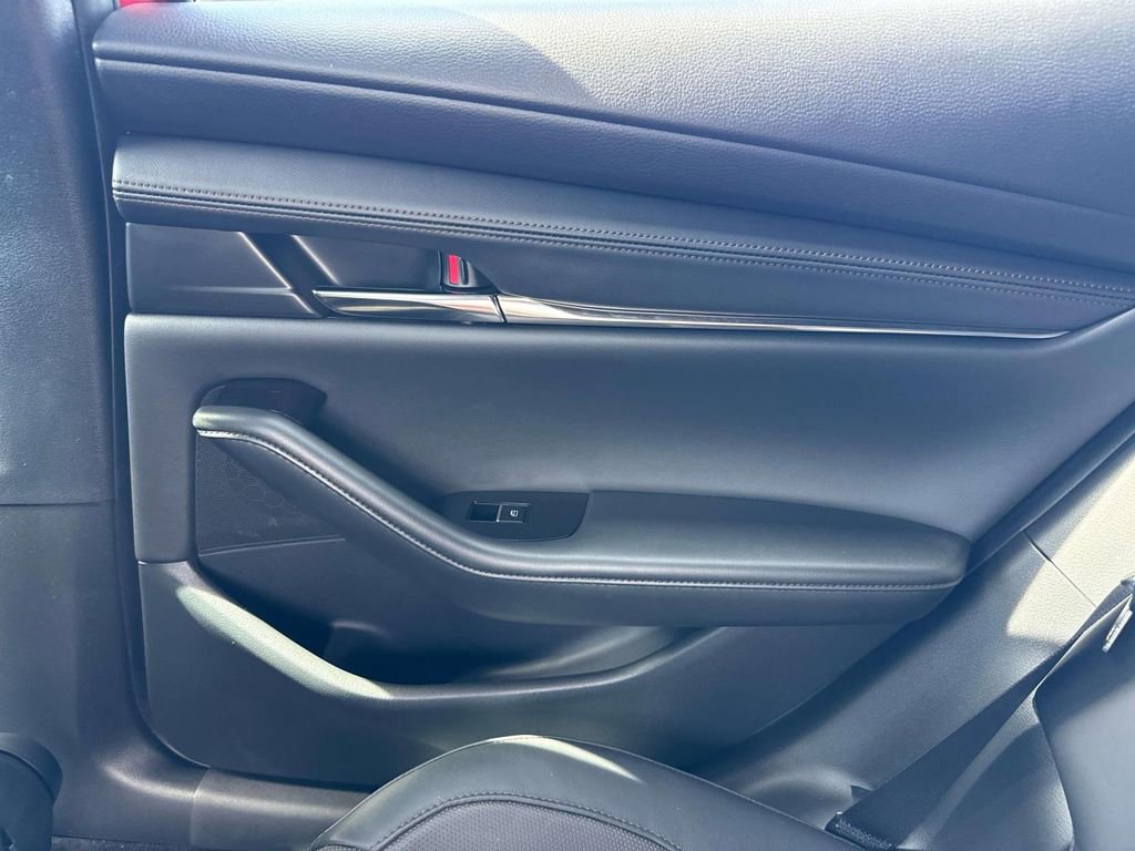 Certified 2026 MAZDA MAZDA3 Hatchback w/Premium Plus Pkg image 12