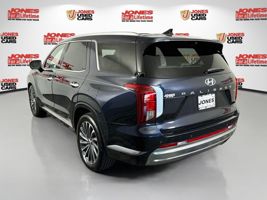 Used 2024 Hyundai Palisade Calligraphy AWD/4WD image 2