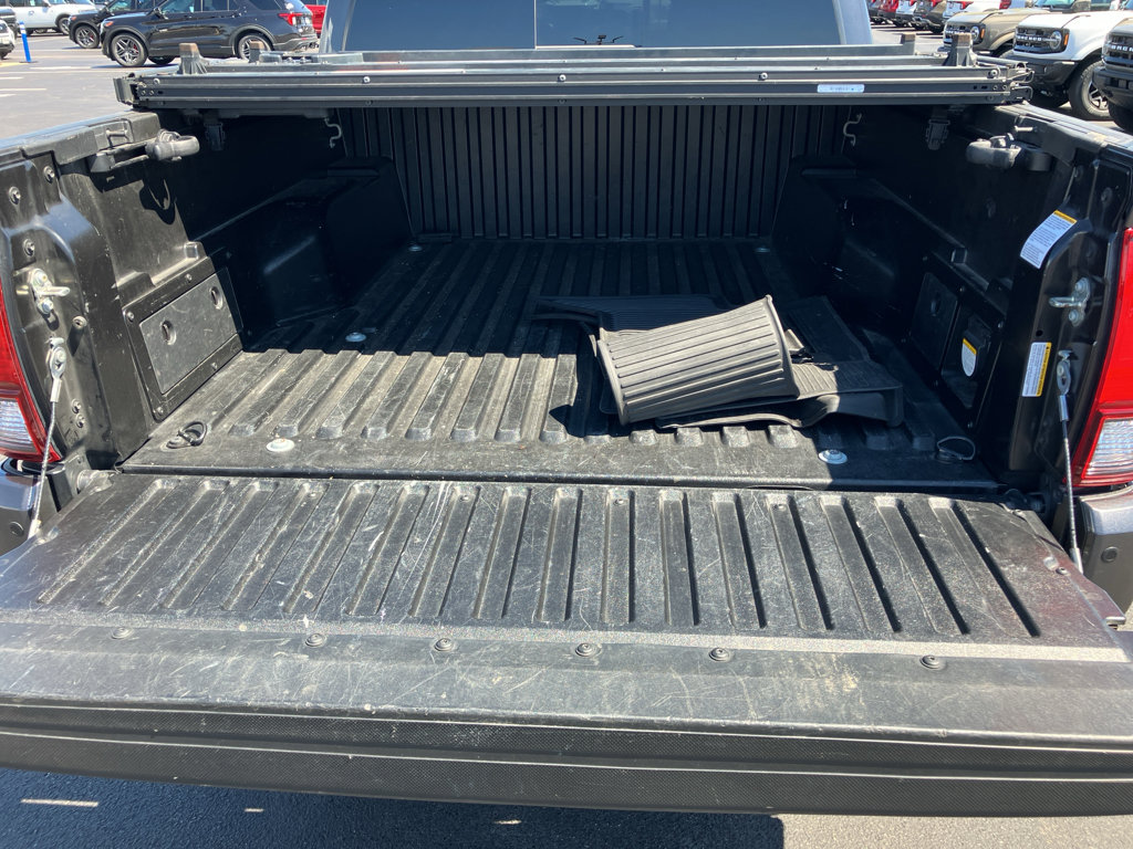 Used 2018 Toyota Tacoma TRD Sport image 9