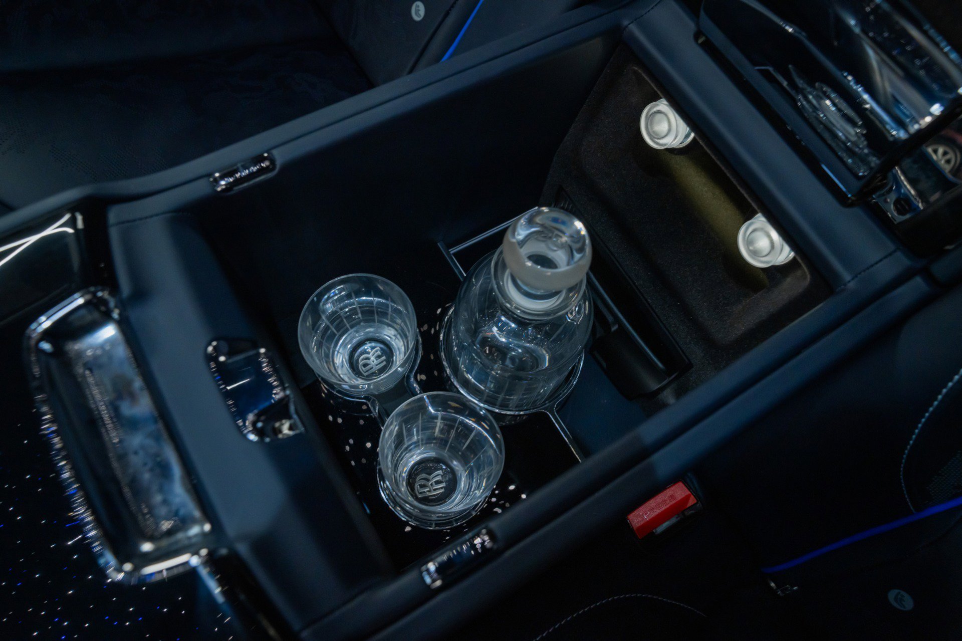 Used 2024 Rolls-Royce Cullinan Black Badge image 29