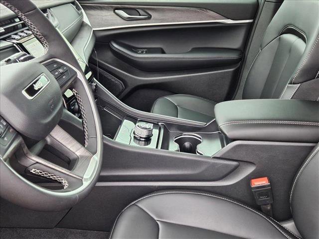 New 2025 Jeep Grand Cherokee L Limited image 16