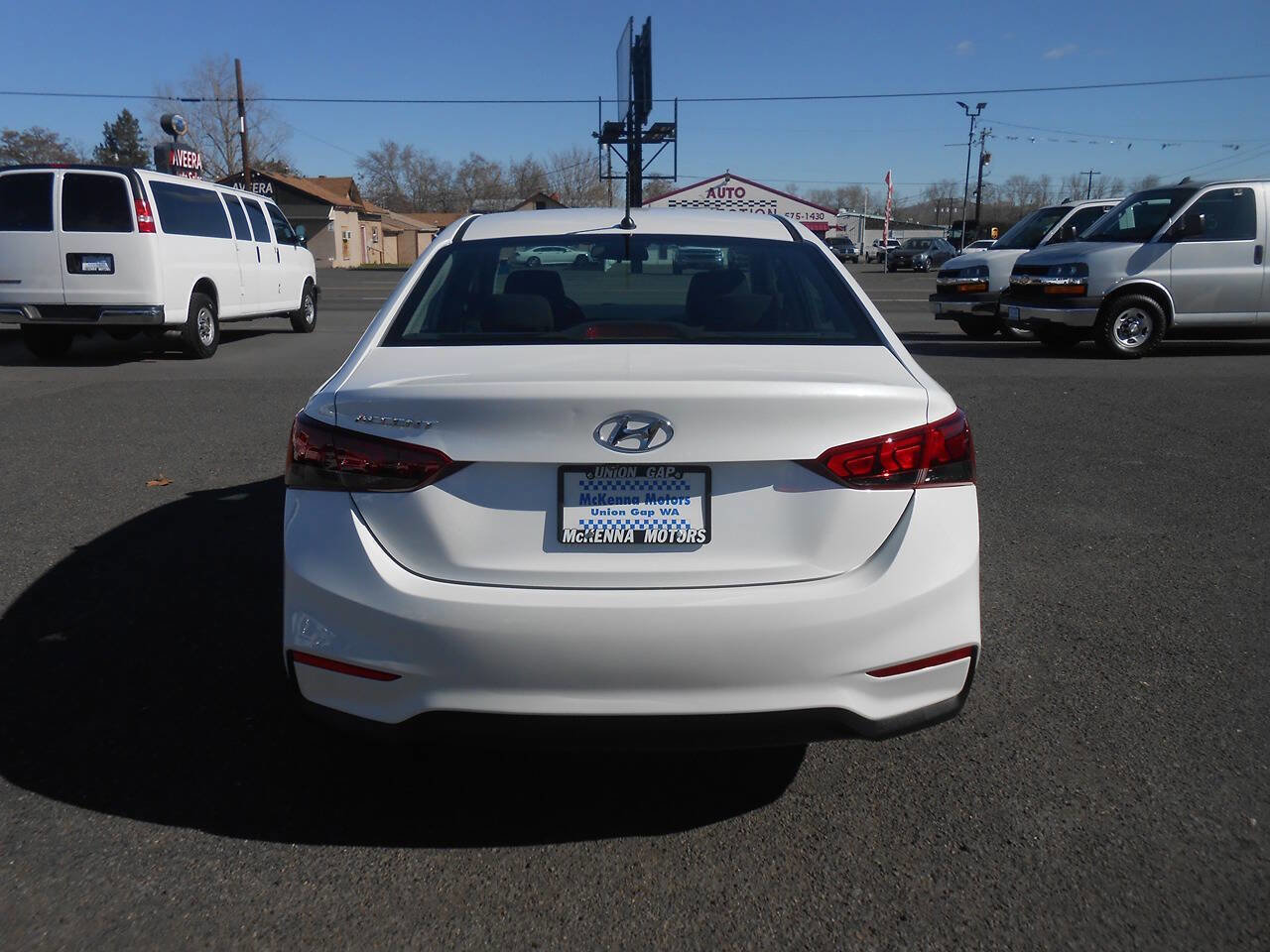 Used 2021 Hyundai Accent SE image 8