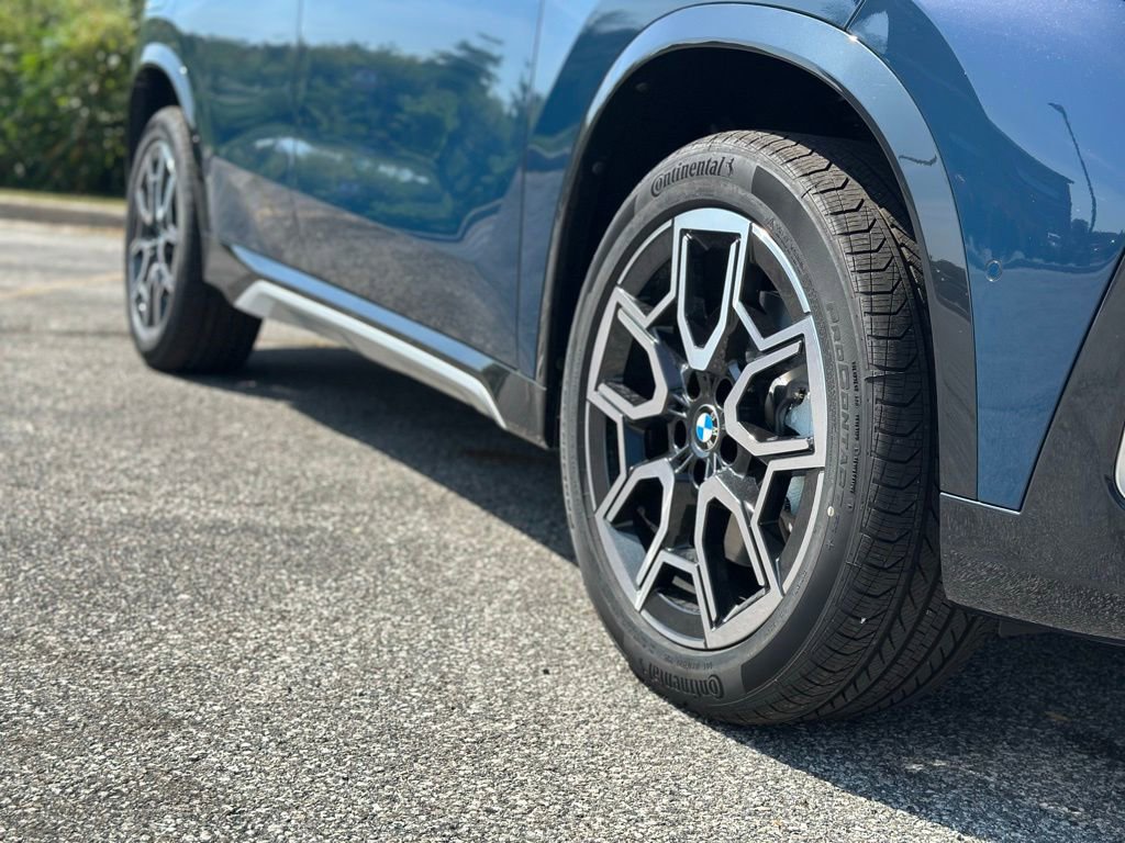 New 2026 BMW X1 xDrive28i w/ Technology Package AWD/4WD image 9