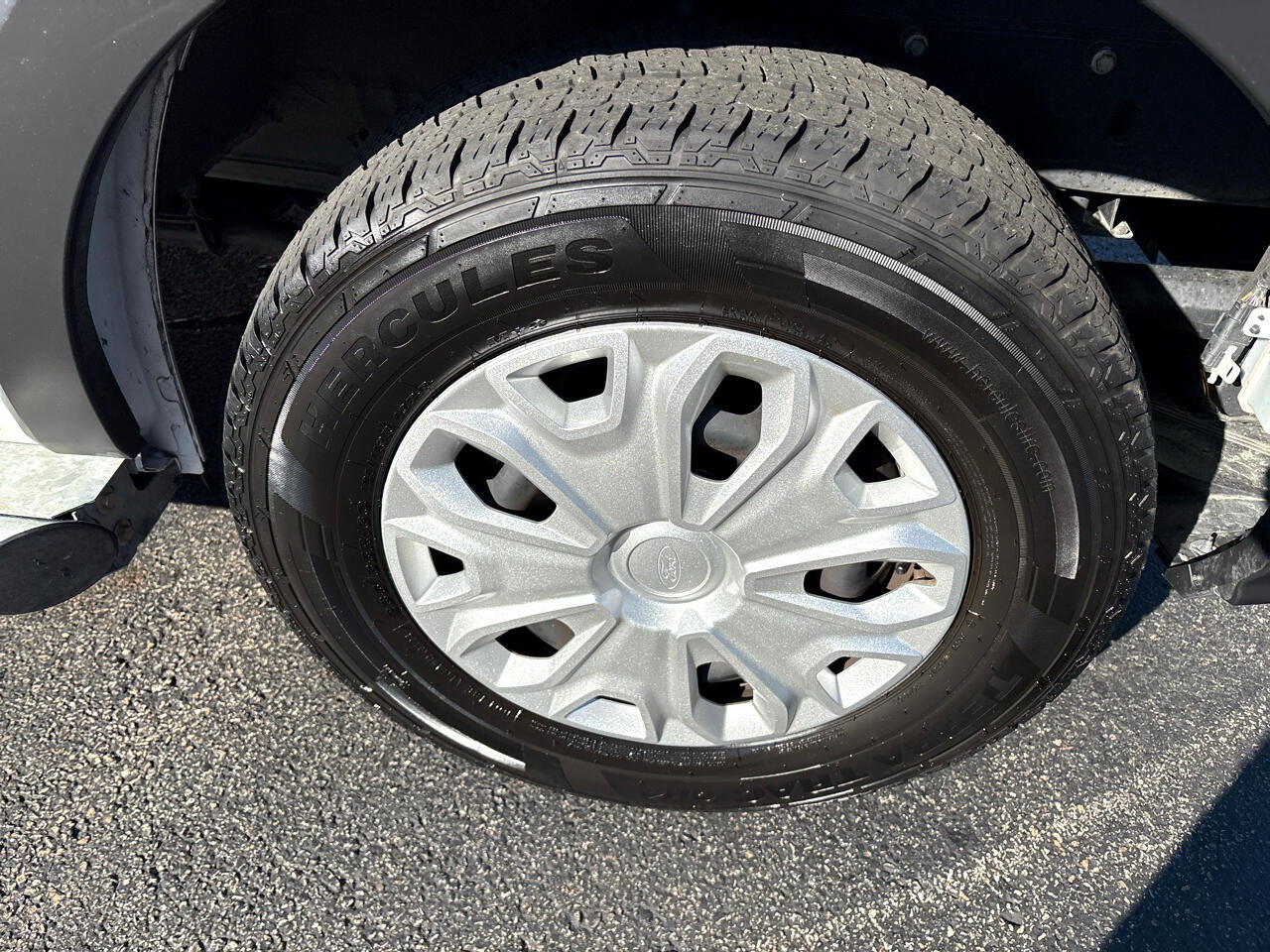 Used 2024 Ford Transit 250 Low Roof w/ Exterior Upgrade Package image 11