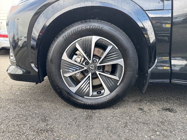 Used 2024 Lexus RZ 450e Premium w/ Accessory Package (Z1) image 29