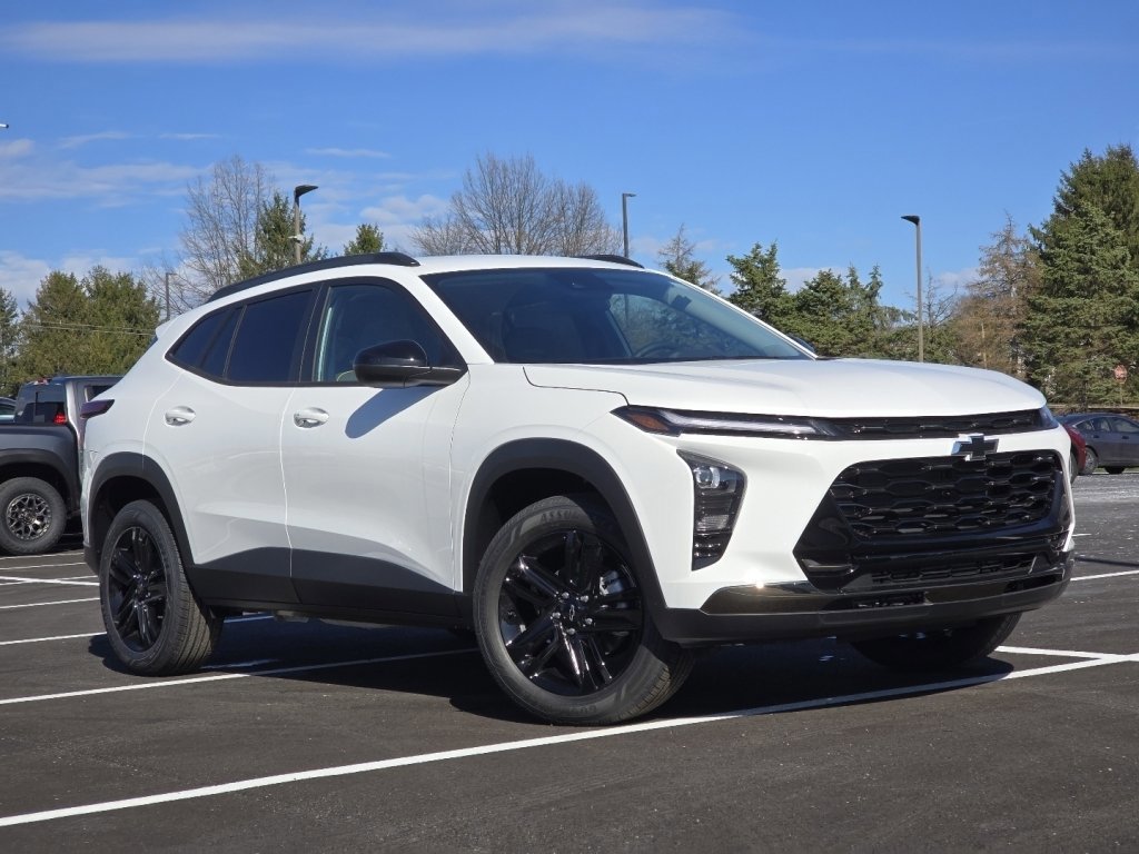 New 2026 Chevrolet Trax ACTIV image 2