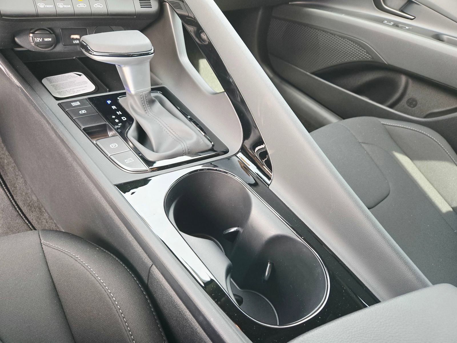 New 2026 Hyundai Elantra Sport image 13