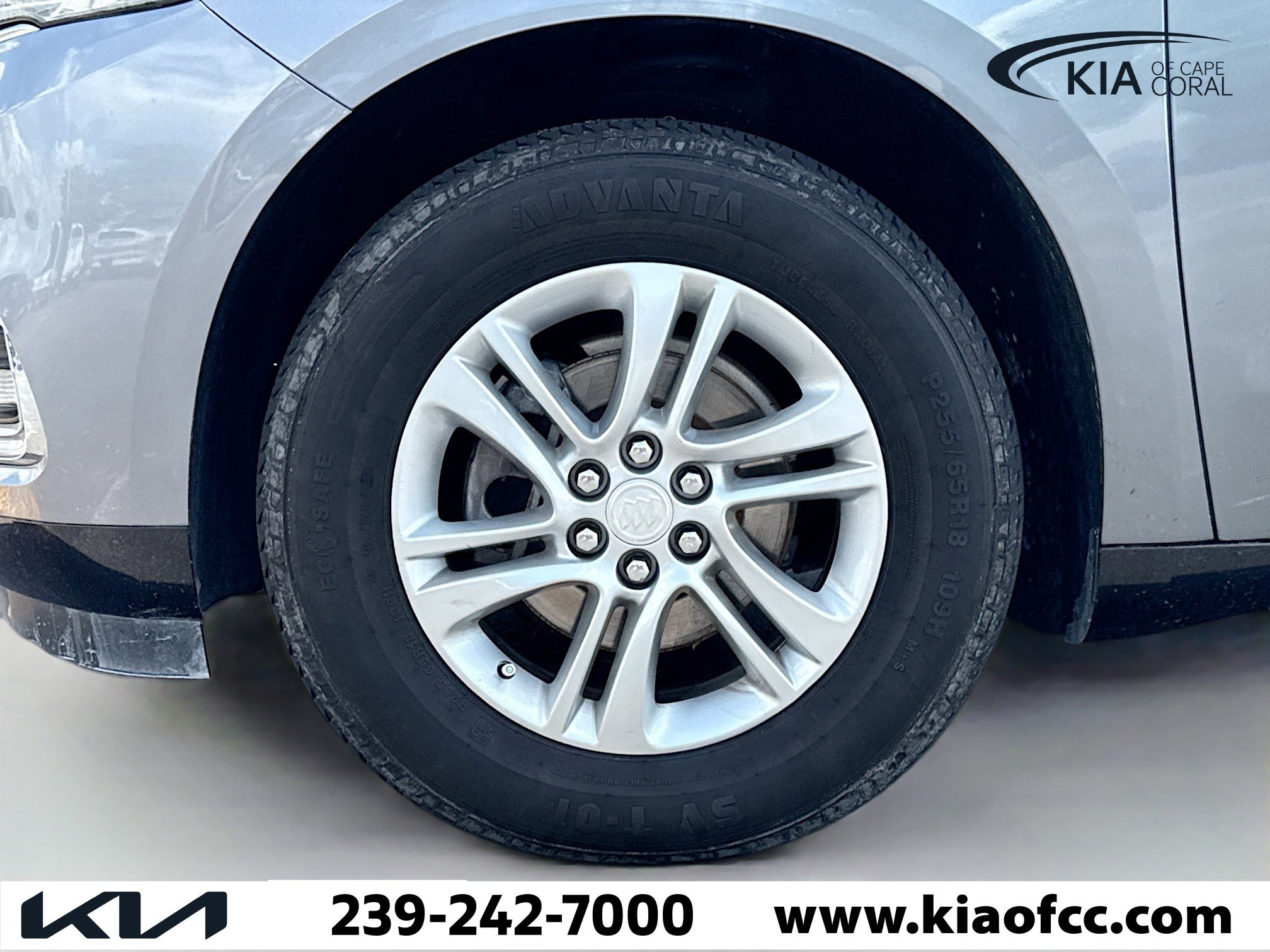 Used 2019 Buick Enclave Essence image 41