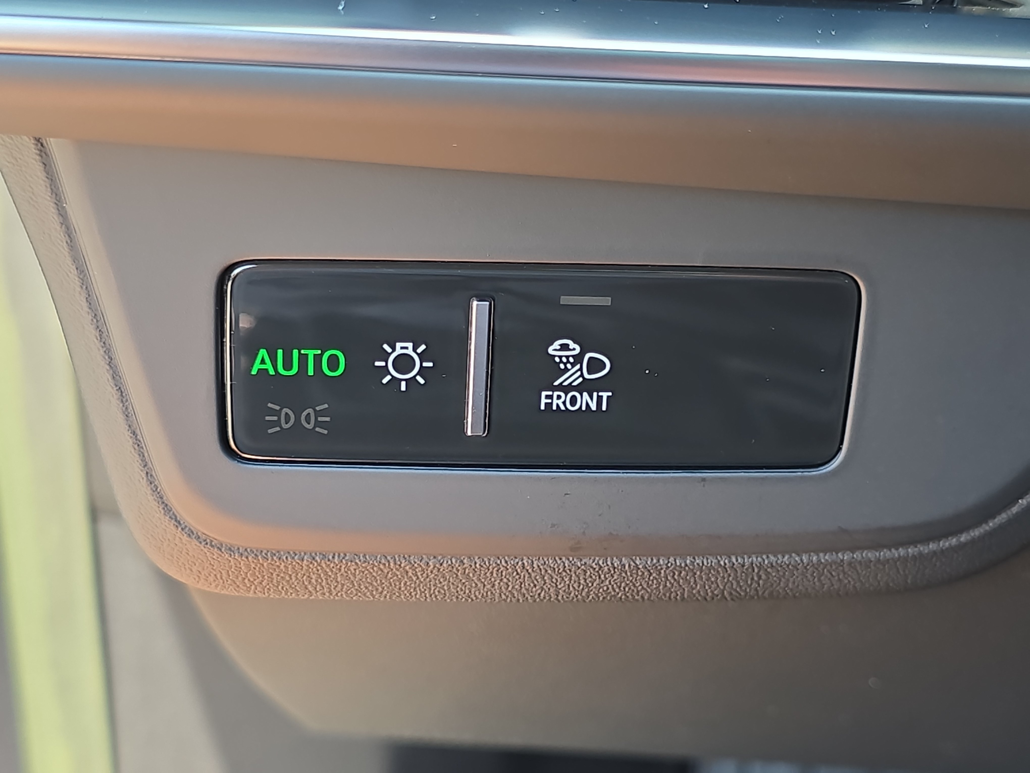Used 2023 Audi e-tron GT Premium Plus w/ Executive Package AWD/4WD image 26