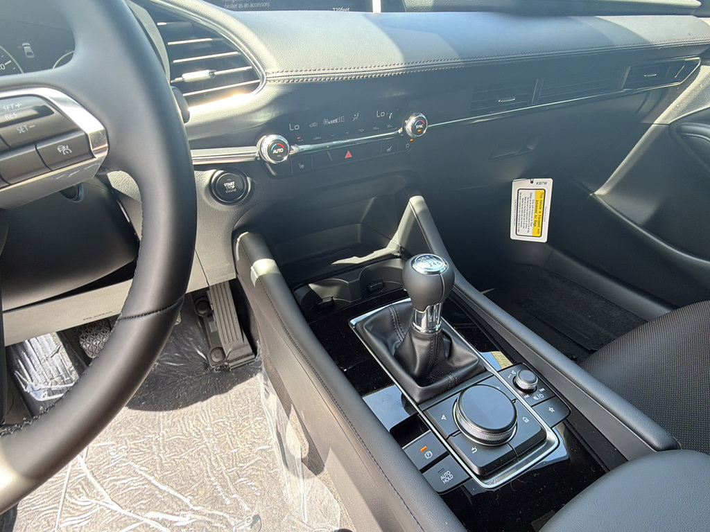 New 2026 MAZDA MAZDA3 2.5 S Hatchback w/ Premium Pkg FWD image 21