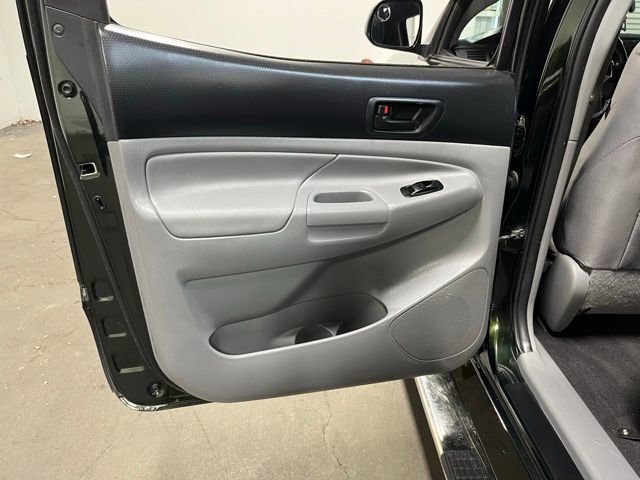 Used 2013 Toyota Tacoma PreRunner w/ TRD Off-Road Pkg RWD image 19