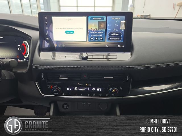 Used 2024 Nissan Rogue SL w/ SL Premium Package image 17