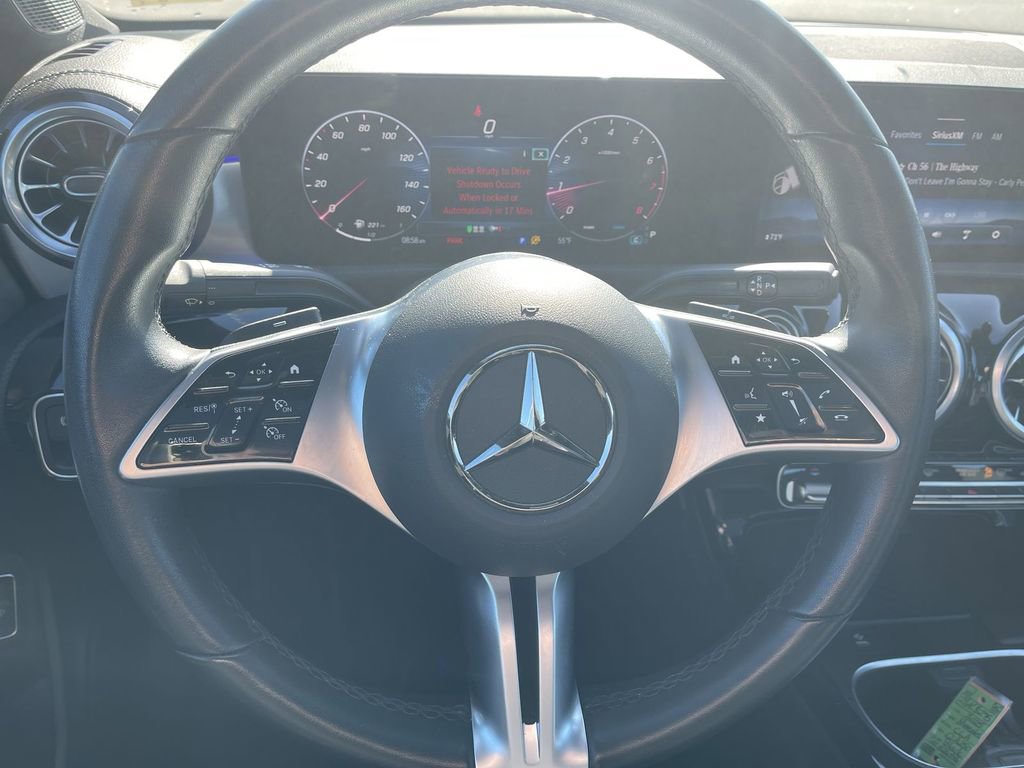 Used 2025 Mercedes-Benz CLA 250 4MATIC image 18