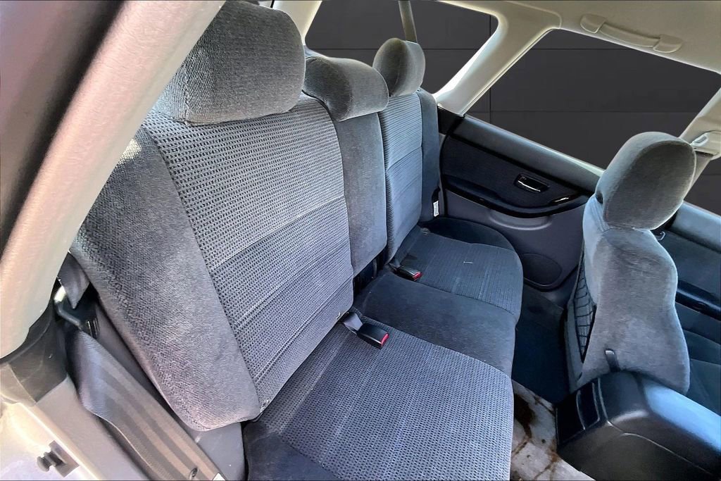 Used 2003 Subaru Outback Wagon image 25