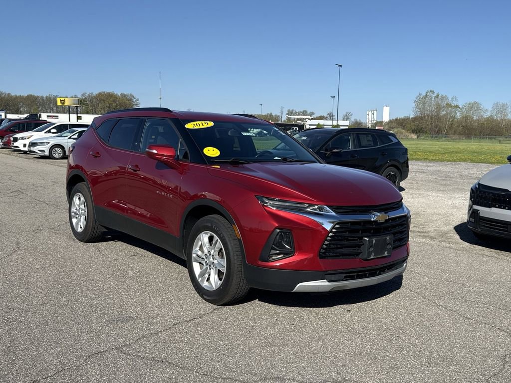 Used 2019 Chevrolet Blazer LT FWD image 2