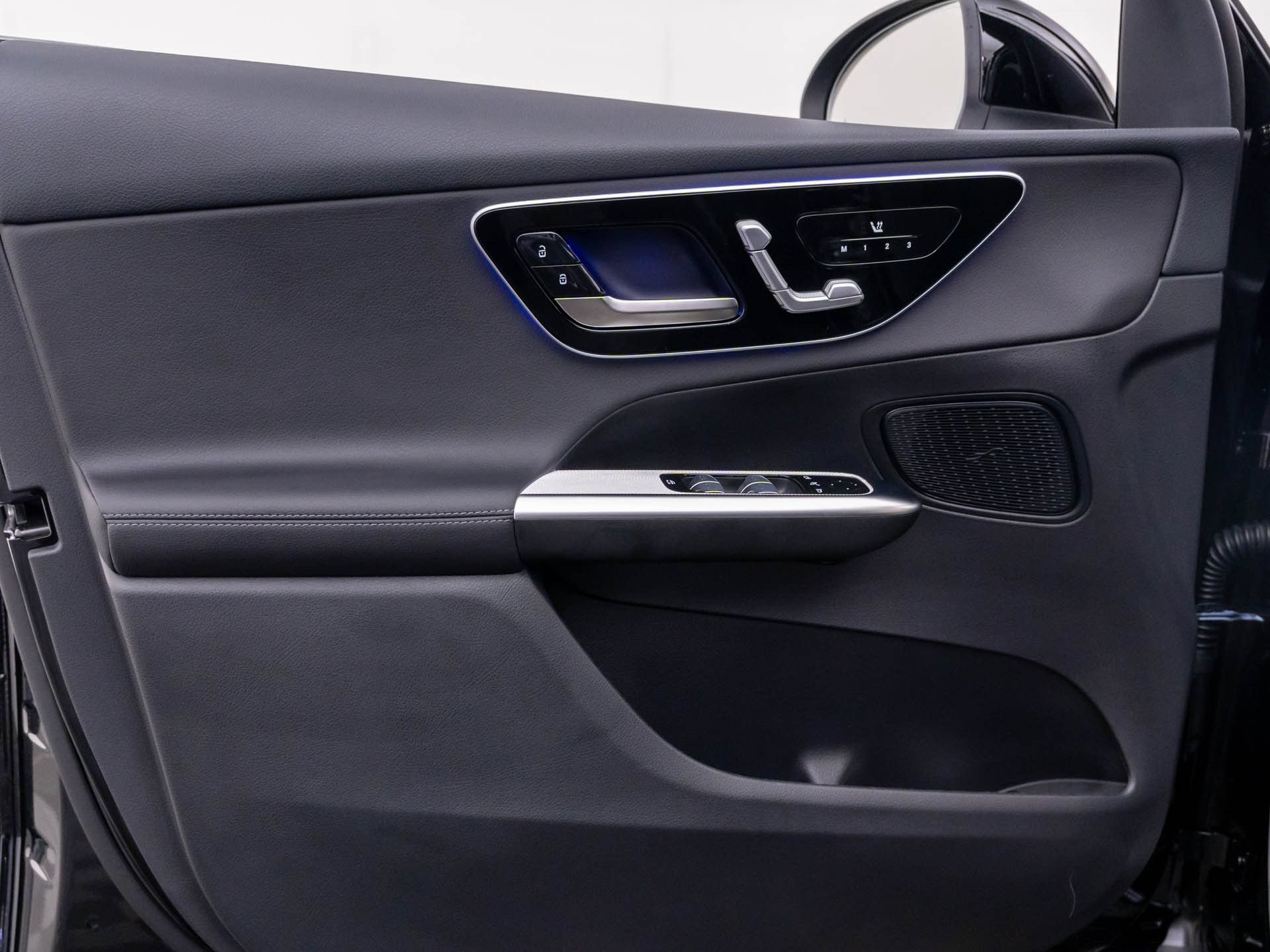 New 2026 Mercedes-Benz GLC 300 4MATIC image 14