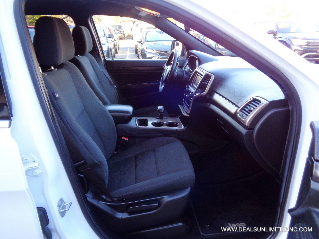 Used 2014 Jeep Grand Cherokee Laredo w/ Quick Order Package 23E AWD/4WD image 19