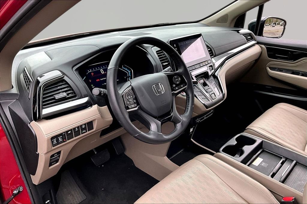 Used 2024 Honda Odyssey Elite image 14