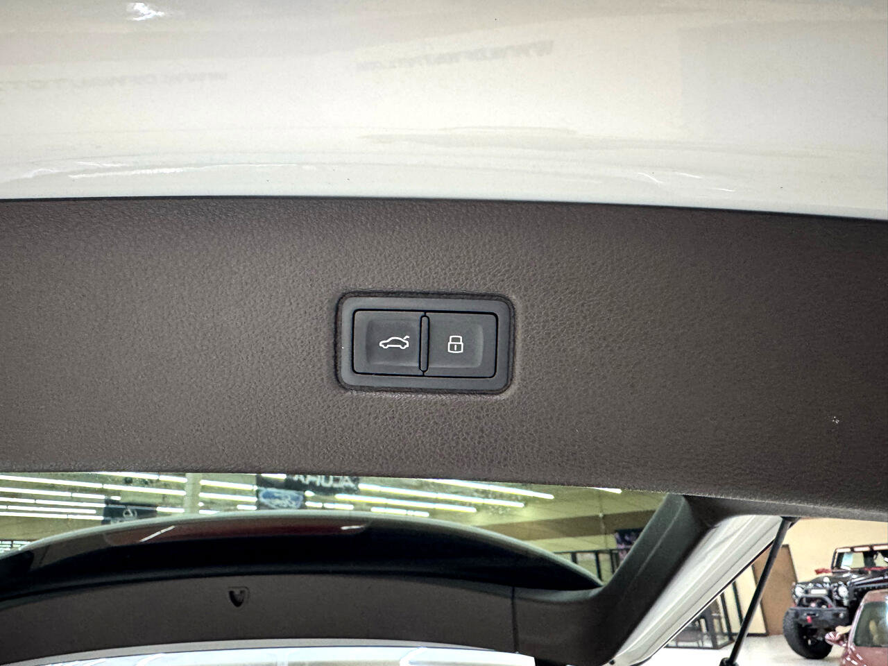 Used 2018 Audi Q7 3.0T Prestige image 10