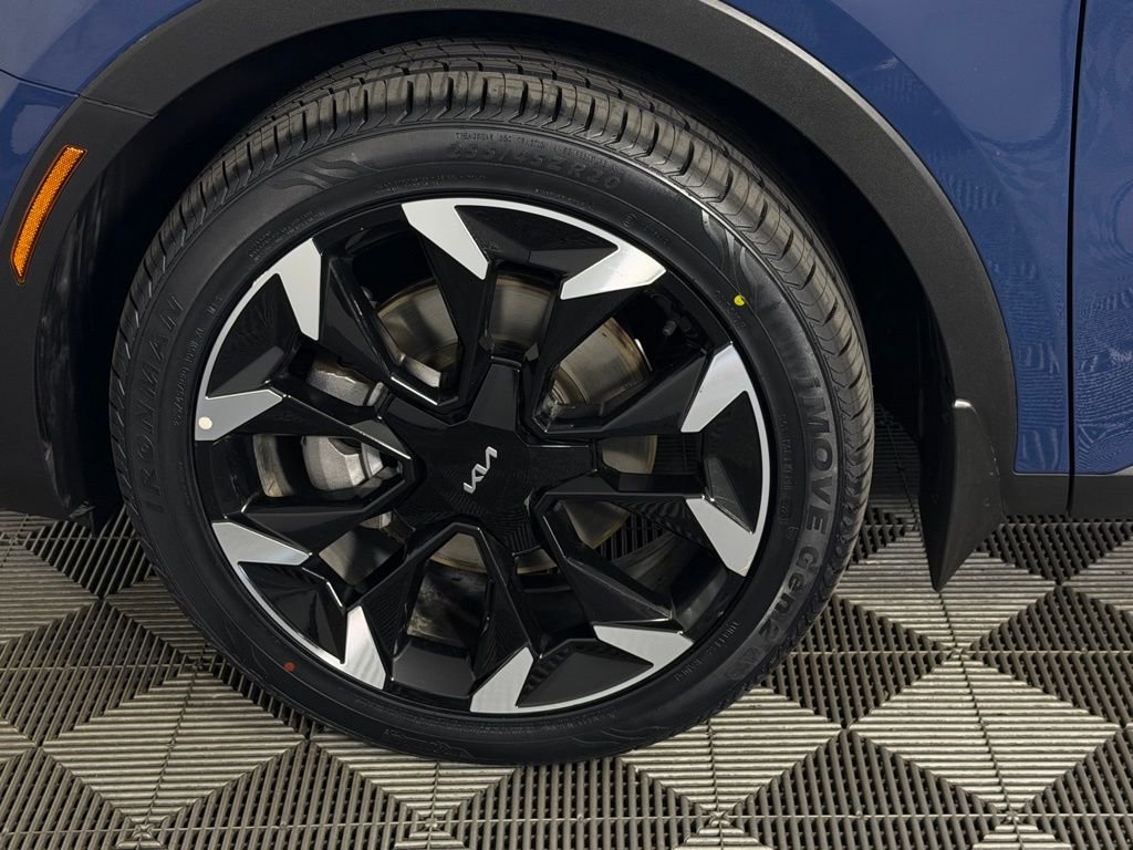 Used 2024 Kia Sorento SX image 12