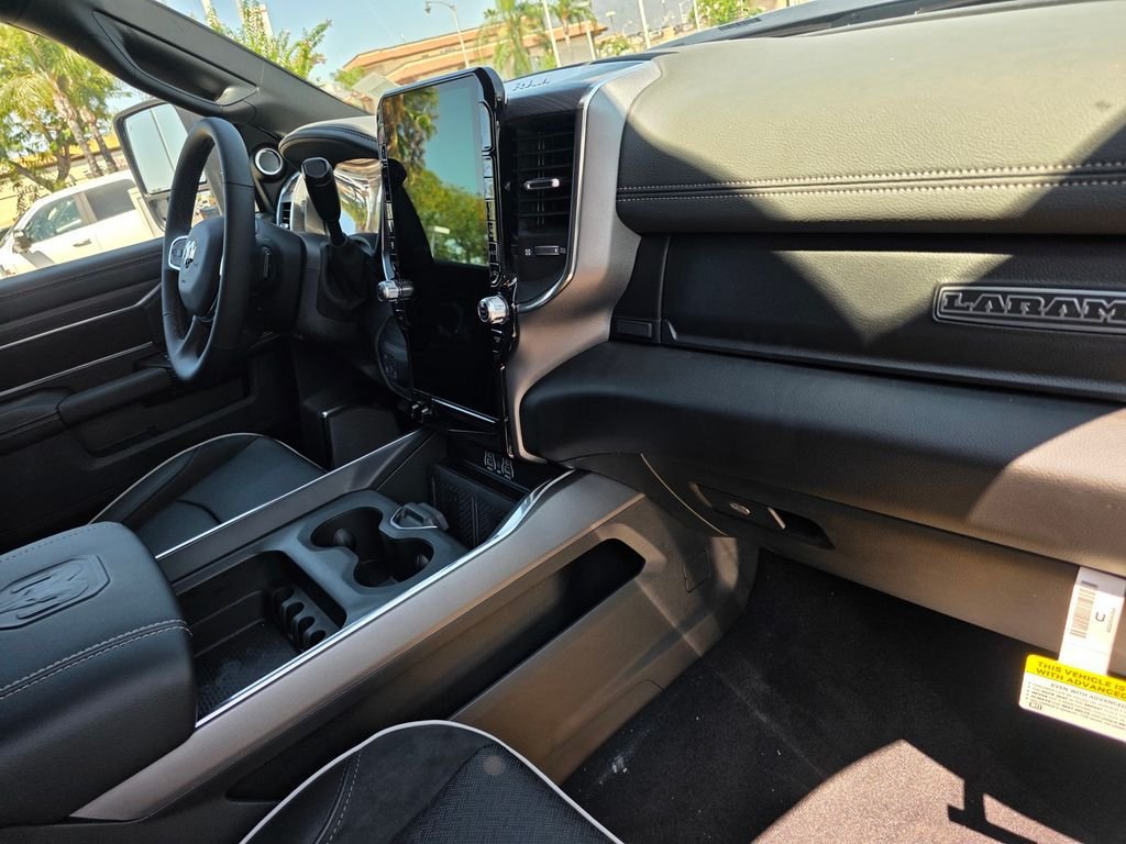 New 2026 RAM 3500 Laramie AWD/4WD image 12