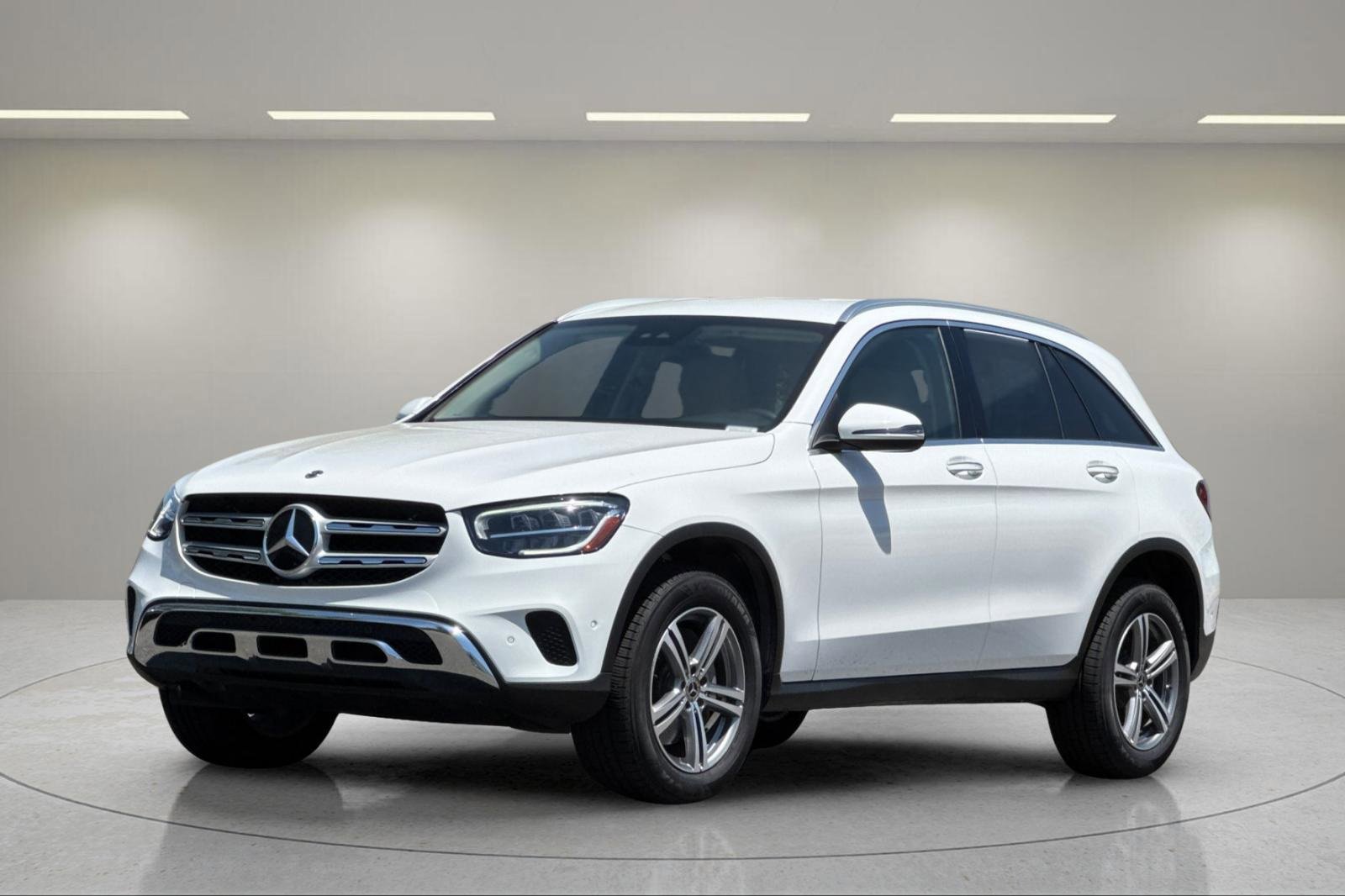 Used 2022 Mercedes-Benz GLC 300 4MATIC image 7