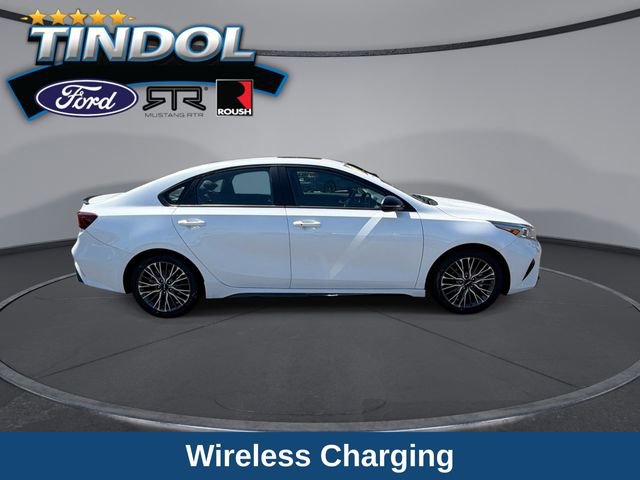 Used 2023 Kia Forte GT-Line w/ GT-Line Premium Package image 9