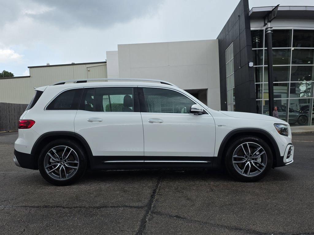 Used 2025 Mercedes-Benz GLB 35 AMG 4MATIC image 6