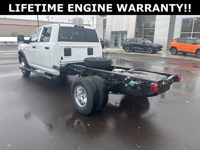 New 2026 RAM 3500 Tradesman AWD/4WD image 5