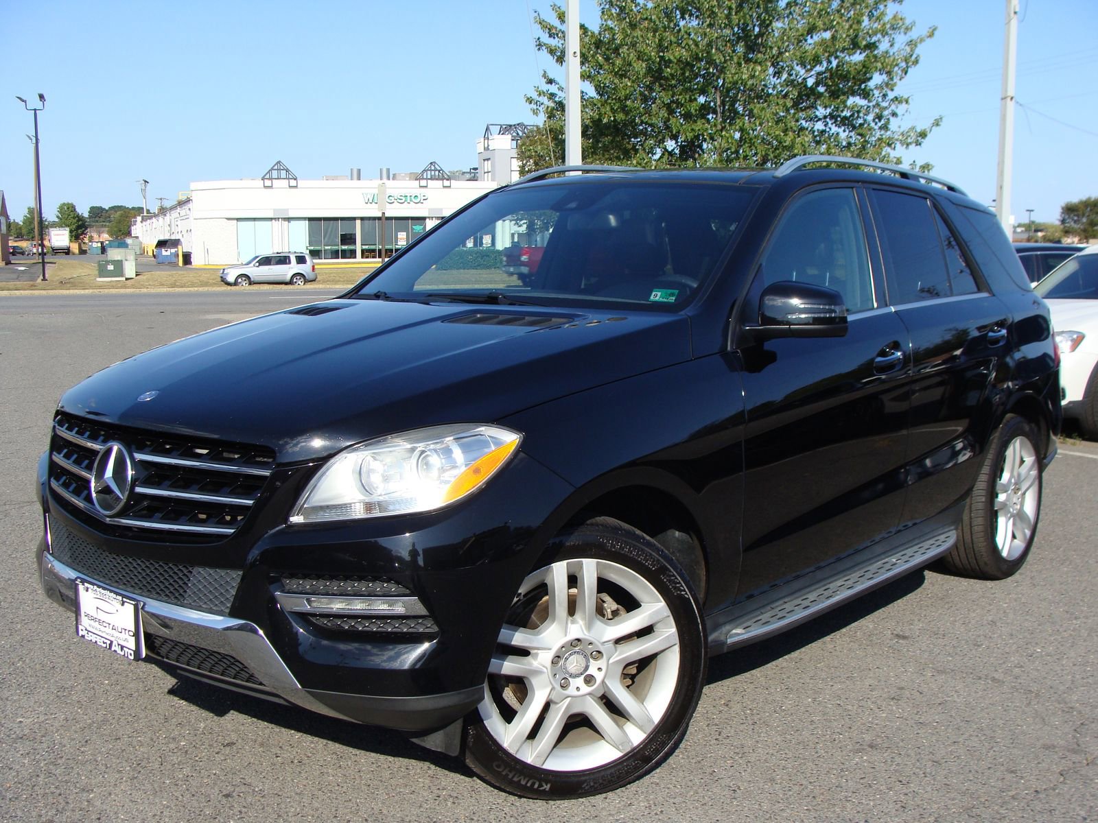 Used 2015 Mercedes-Benz ML 350 4MATIC image 3