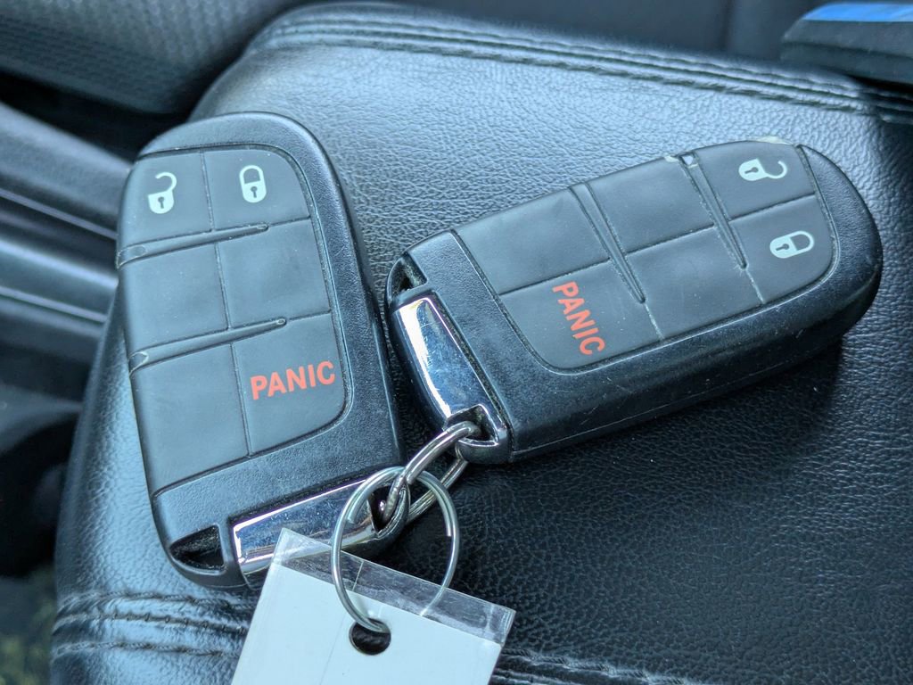 Used 2023 Jeep Compass Latitude image 26