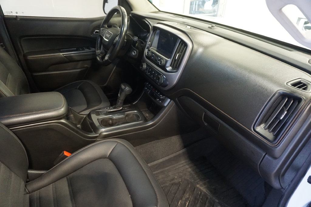 Used 2021 GMC Canyon AT4 w/ Driver Alert Package AWD/4WD image 22