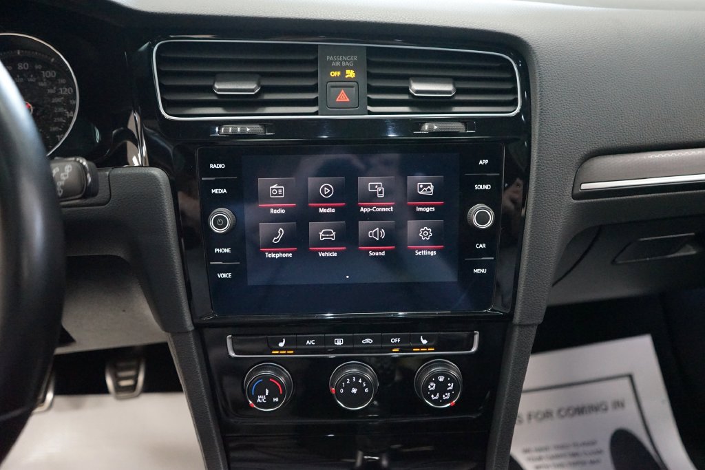 Used 2019 Volkswagen GTI SE FWD image 7