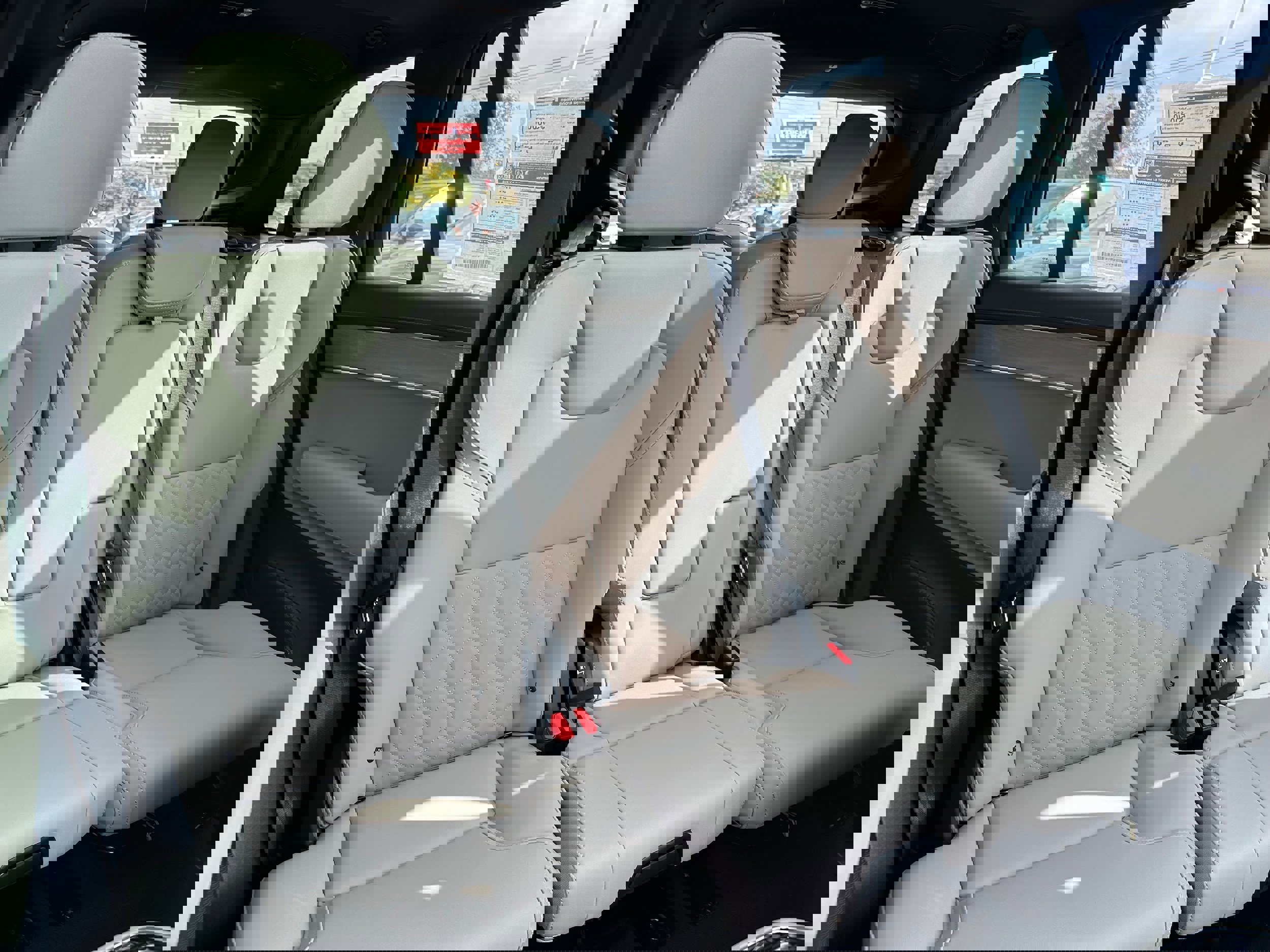 New 2026 Volvo XC90 B6 Plus w/ Protection Package Premier image 10