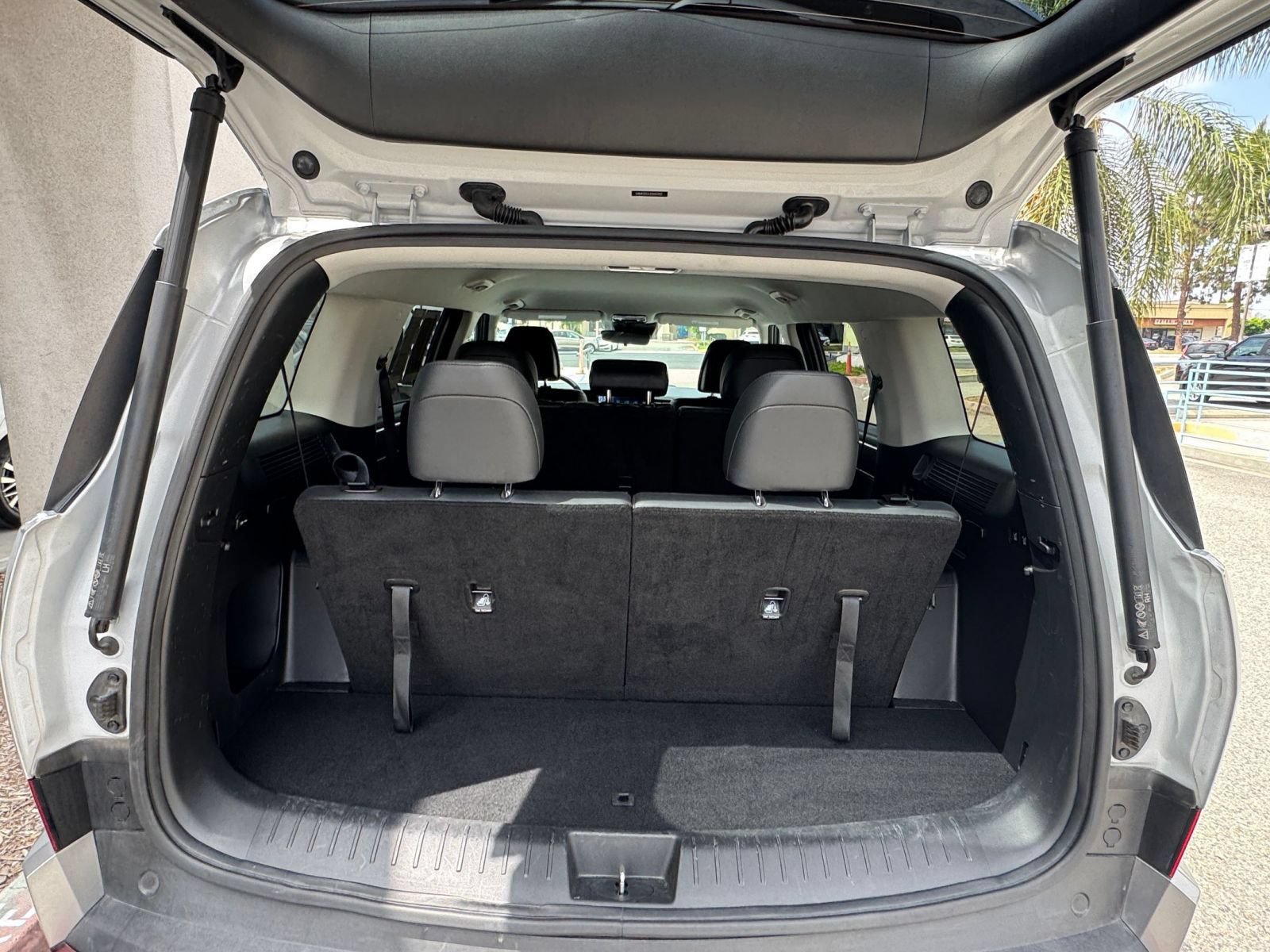 Used 2025 Hyundai Santa Fe SEL AWD/4WD image 29