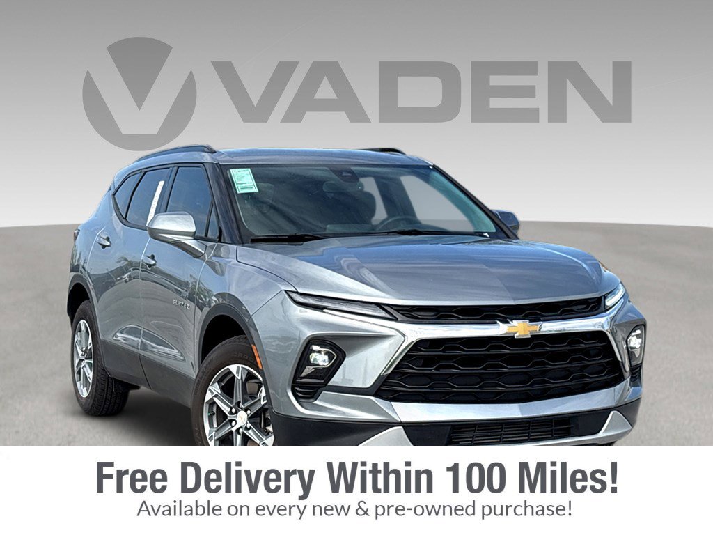 New 2025 Chevrolet Blazer LT w/ Convenience Package FWD image 1