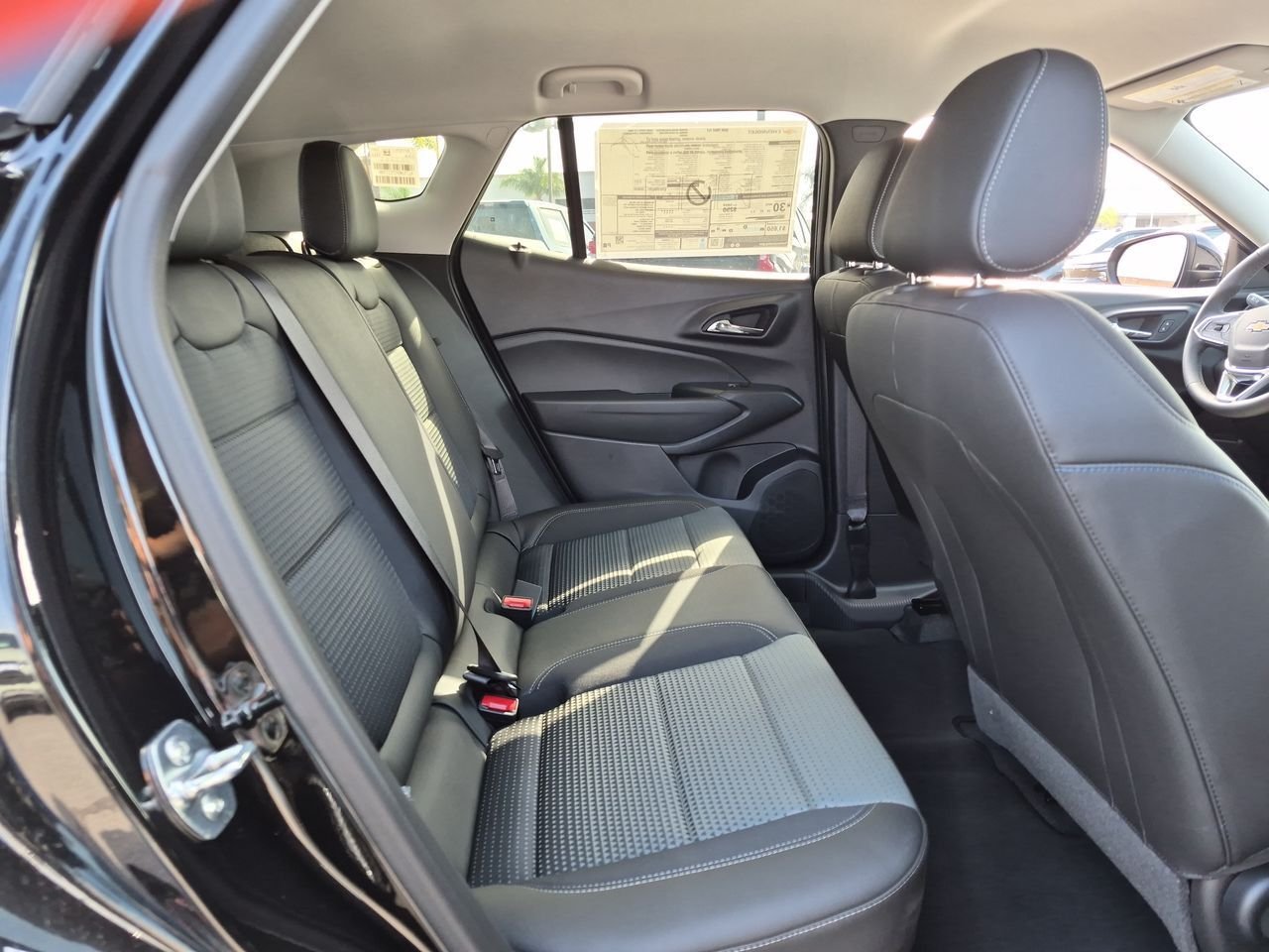 New 2026 Chevrolet Trax LT w/ Driver Confidence Package FWD image 27