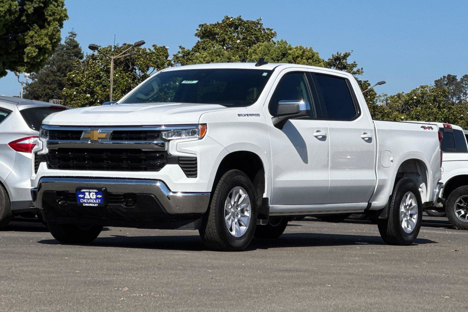 Used 2026 Chevrolet Silverado 1500 LT AWD/4WD image 11