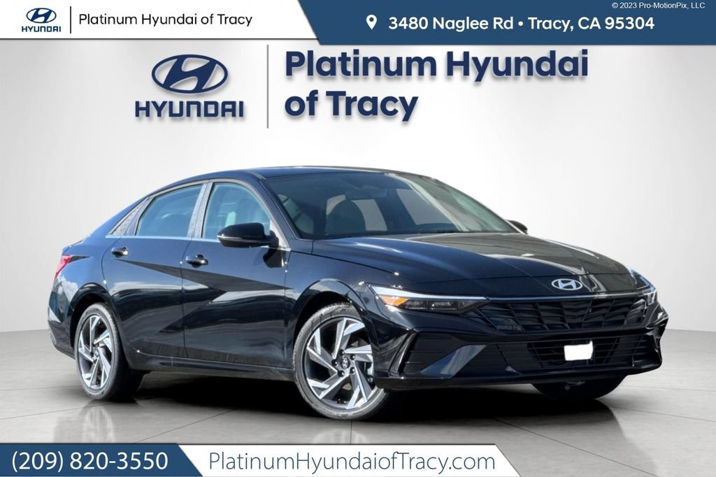 New 2026 Hyundai Elantra Limited FWD image 1