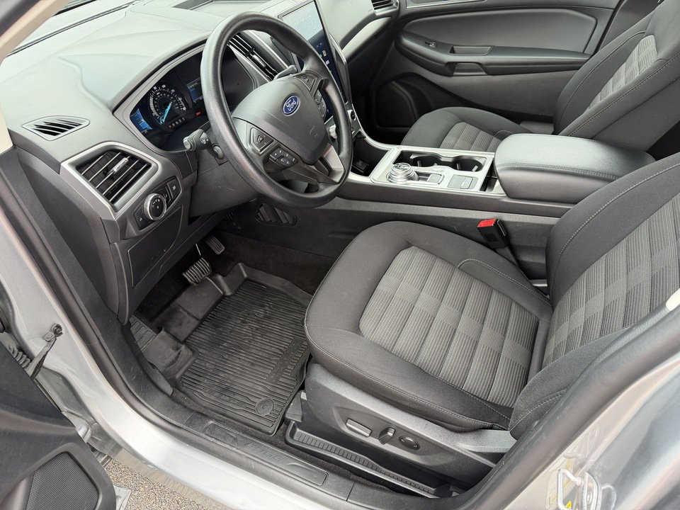 Used 2024 Ford Edge SEL w/ Cargo Accessory Package AWD/4WD image 11