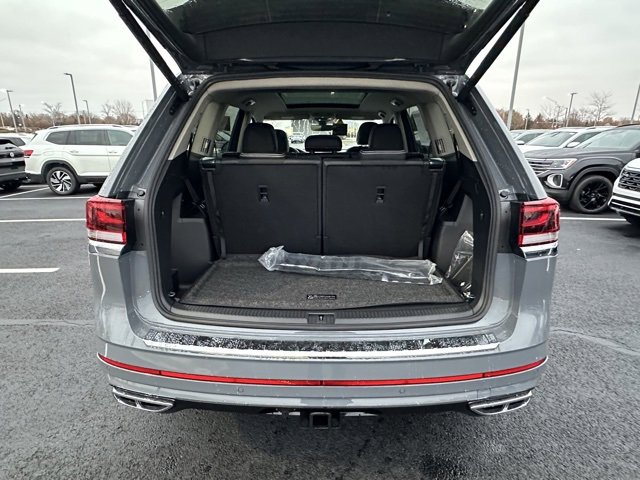 New 2026 Volkswagen Atlas SEL Premium R-Line image 16