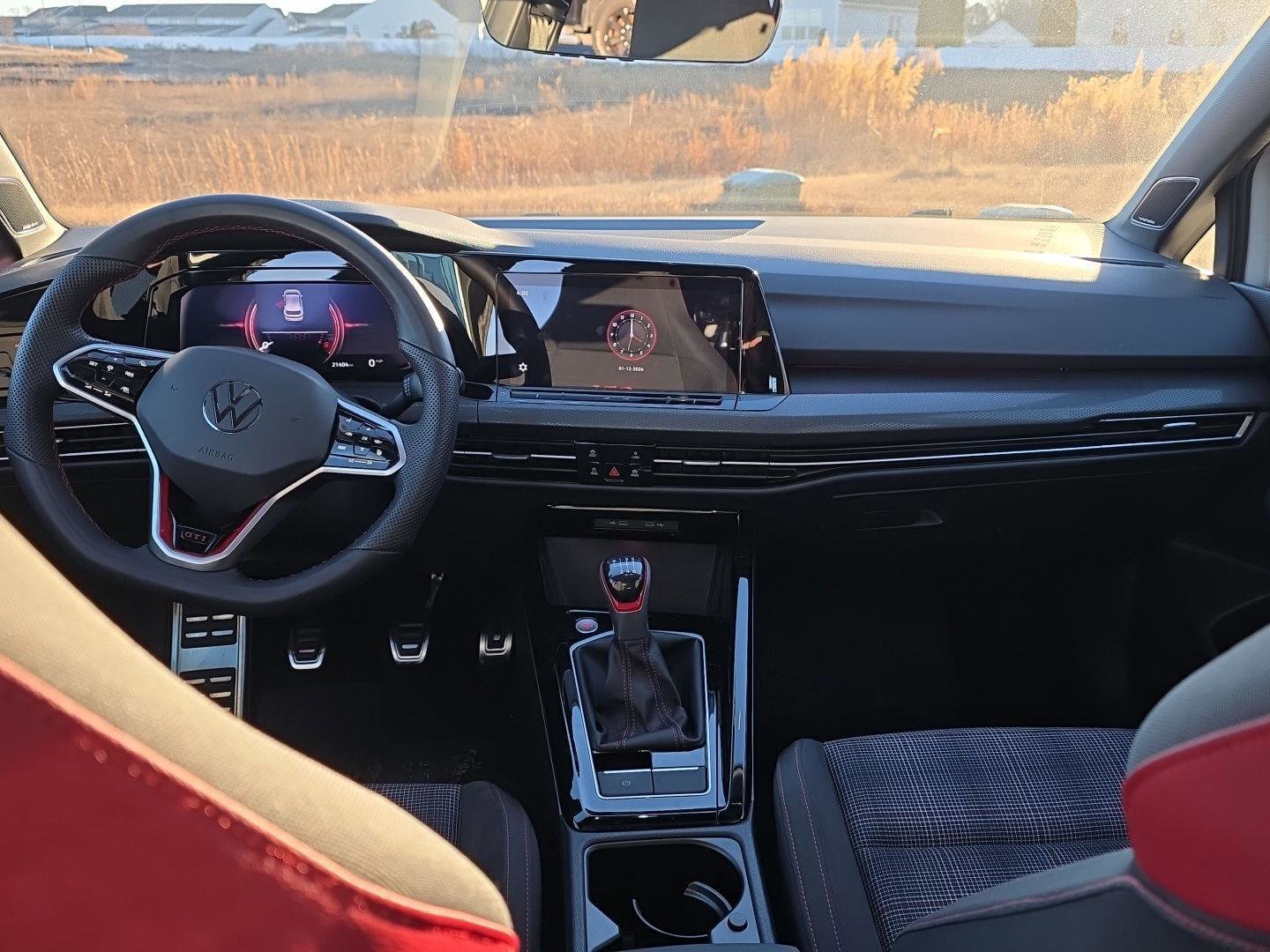 Used 2024 Volkswagen GTI SE image 4