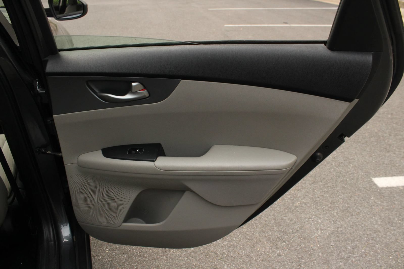Used 2021 Kia Forte LXS FWD image 23
