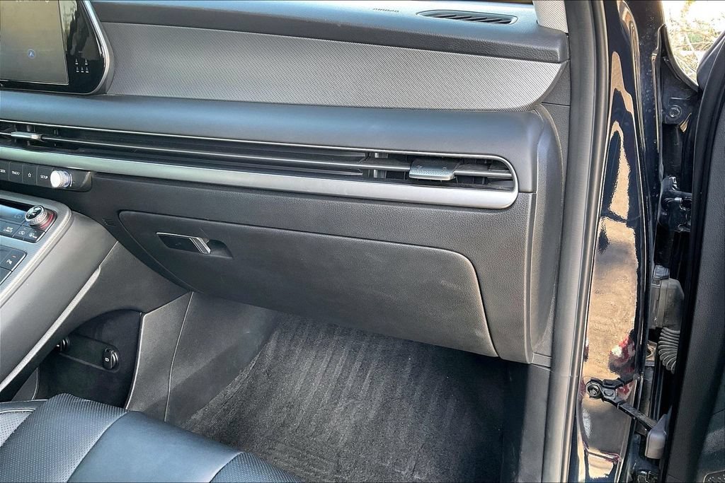 Used 2024 Hyundai Palisade SEL w/ Premium Package FWD image 16