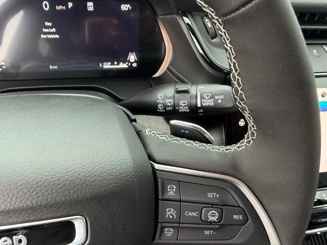New 2026 Jeep Grand Cherokee Altitude AWD/4WD image 17