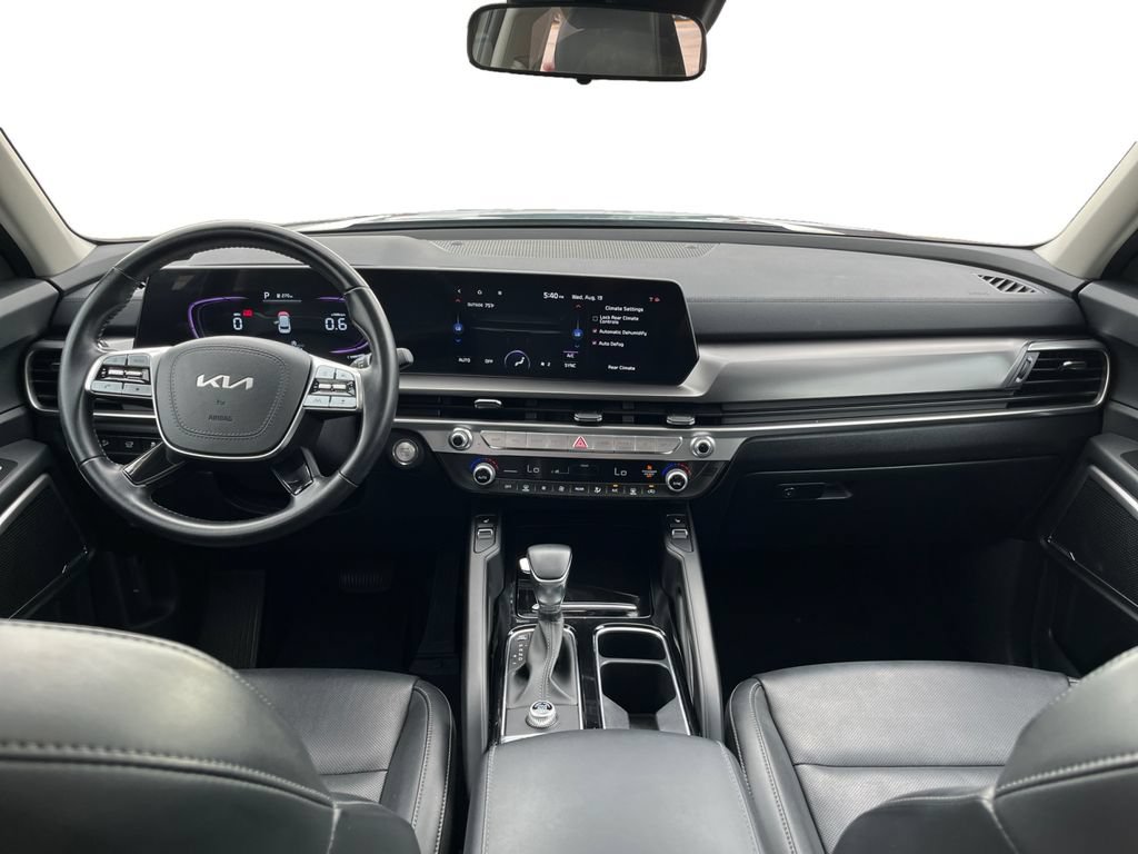 Used 2025 Kia Telluride S FWD image 10