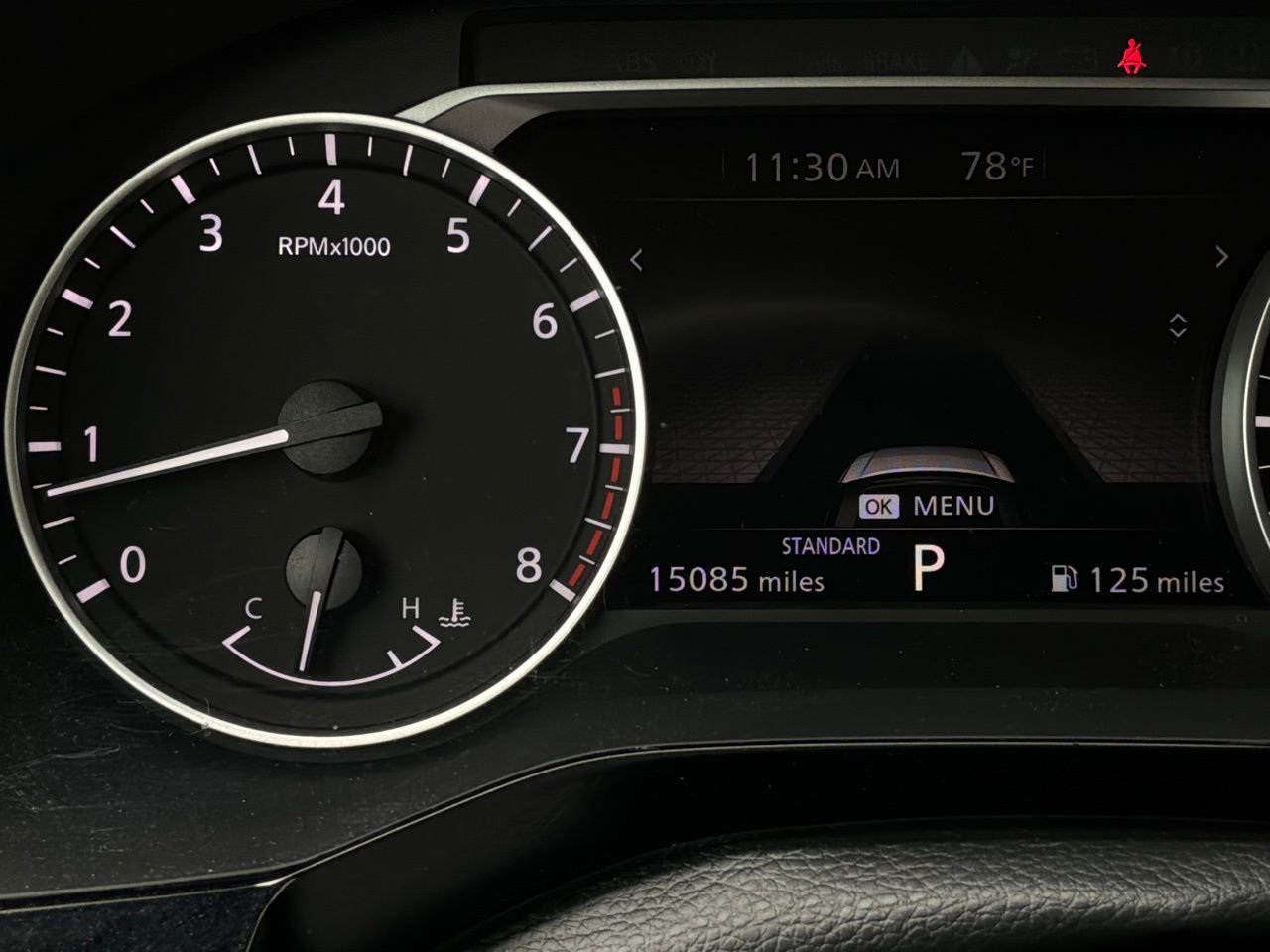 Used 2025 Nissan Pathfinder SV image 41